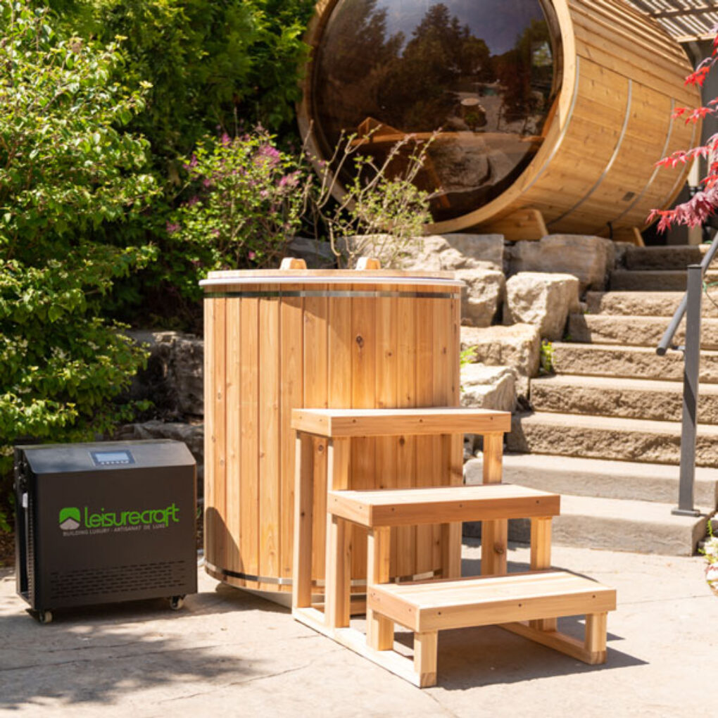 The Arctic Plunge Tub